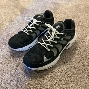 Nike Air Max Terrascape Plus Sneakers Off Noir Black and White Size 13